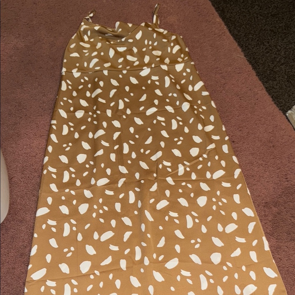 Old Navy Stylish Tan and White Women's Dress